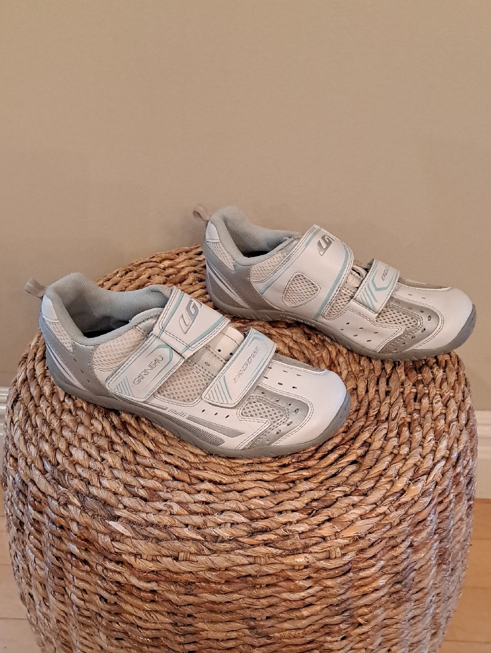 Louis Garneau‎ Womens Air Ventilator Ergo Grip White Indoor Cycling Shoes 39/8.5